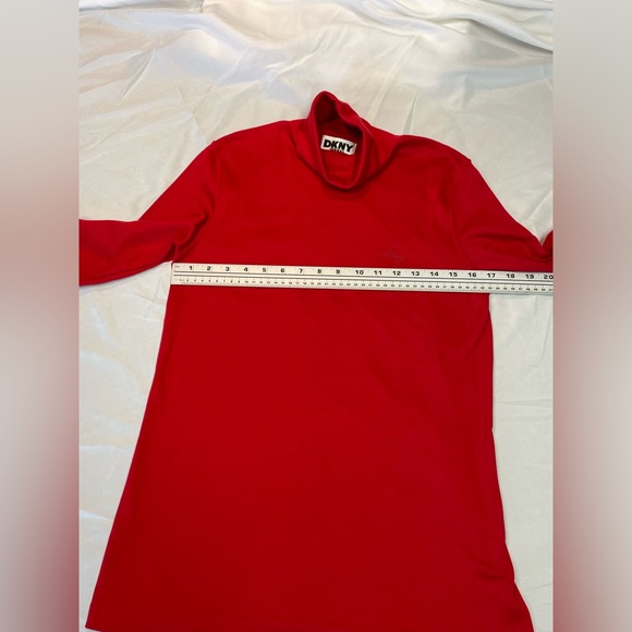DKNY Women's Turtleneck Red Knit Logo - Picture 2 of 5
